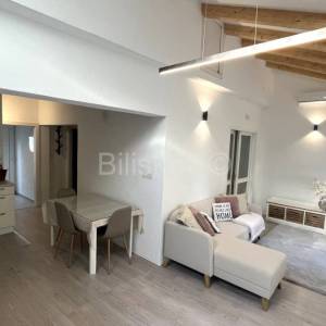 Najam, kuća ,parking, Japirko Solin