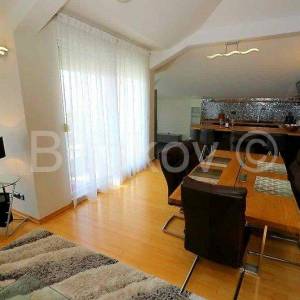 Najam, Meje, u potkrovlju urbane vile