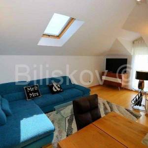 Najam, Meje, u potkrovlju urbane vile