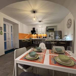 Najam, Opatija, 100m2, 2s+db, namješten stan, terasa