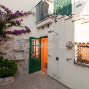 Najam, prekrasna kuća, Mirca, otok Brač