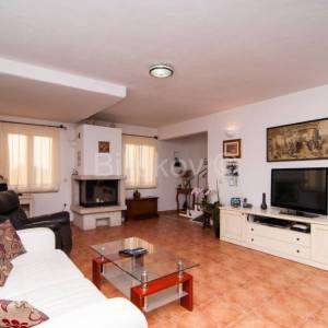 Najam, prekrasna kuća, Mirca, otok Brač