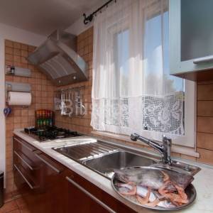 Najam, prekrasna kuća, Mirca, otok Brač, prvi red uz more