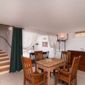 Najam, prekrasna kuća, Mirca, otok Brač, prvi red uz more