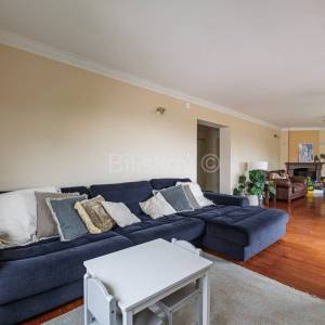 Najam, Šestinski vrh, šesterosoban dvoetažni stan, garaža