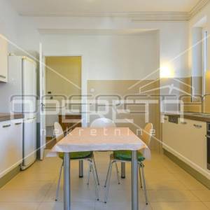 Najam, Stan, Centar, Ulica kralja Zvonimira, 4s, 125m2