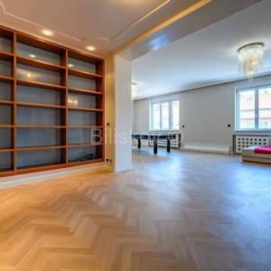 Najam, Zagreb, četverosoban stan, Trg bana Jelačića