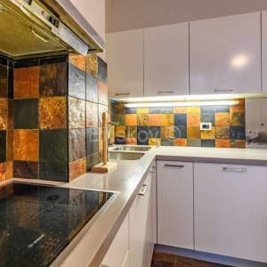 Najam, Zagreb, Donji Grad, poslovni prostor, Trg bana Josipa Jelačića