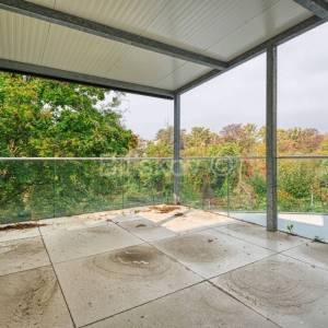 Najam, Zagreb, Gornji grad, obiteljska kuća, bazen