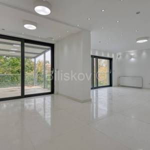 Najam, Zagreb, Gornji grad, obiteljska kuća, bazen