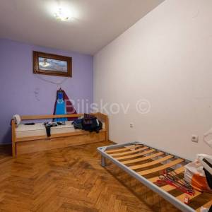 Najam, Zagreb, Peščenica, samostojeća kuća prizemnica, garaža