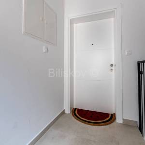 Najam, Zagreb, Sigečica, novouređeni stan u urbanoj vili 100m2