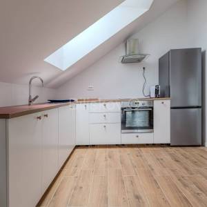 Najam, Zagreb, Sigečica, novouređeni stan u urbanoj vili 100m2