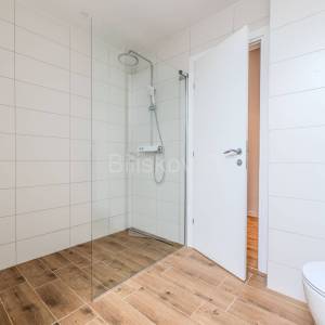 Najam, Zagreb, Sigečica, novouređeni stan u urbanoj vili 100m2