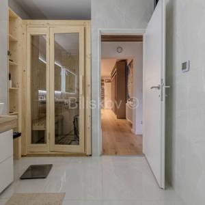 Najam, Zagreb, Sveti Duh, luksuzan peterosoban stan, urbana vila