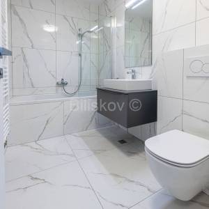 Najam, Zagreb, Sveti Duh, luksuzan dvoetažan stan s parkingom, vrt 