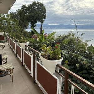 Najam:Opatija-Ičići,2-sobni stan na prvom katu kuće,104m2,200m od mora