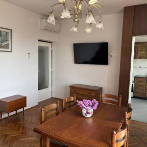 Najam:Opatija-Ičići,2-sobni stan na prvom katu kuće,104m2,200m od mora