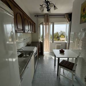 Najam:Opatija-Ičići,2-sobni stan na prvom katu kuće,104m2,200m od mora