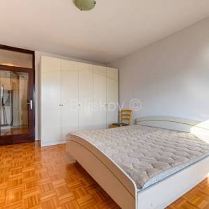 Najam,Zagreb,Črnomerec, trosobni stan 40m², 4.kat, lift, garaža + PM