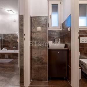 Najam,Zagreb,Donji grad,stan 175m2, na 2 katu.