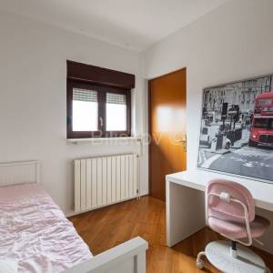 Najam,Zagreb,Maksimir trosoban stan u kući 71,87m2 na drugom katu.