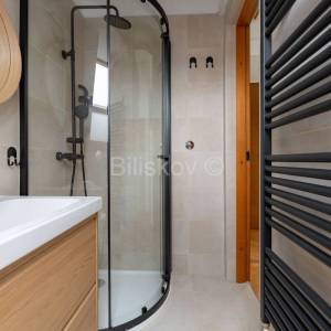 Najam,Zagreb,Maksimir trosoban stan u kući 71,87m2 na drugom katu.