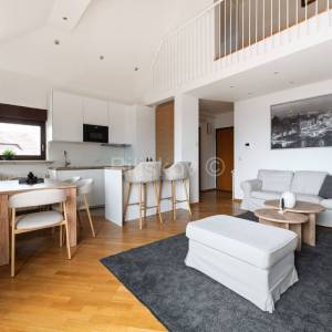 Najam,Zagreb,Maksimir trosoban stan u kući 71,87m2 na drugom katu.