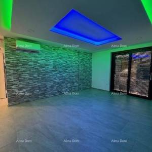 Namješten stan s 4 spavaće sobe, vrtom i bazenom, 350 m od mora