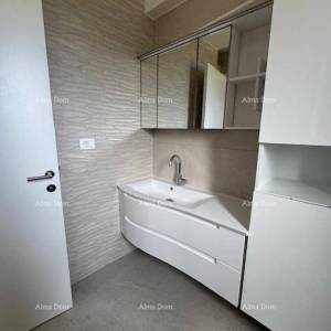 Namješten stan s 4 spavaće sobe, vrtom i bazenom, 350 m od mora