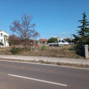 NIN - POLJICA BRIG - GRAĐEVINSKO ZEMLJIŠTE - 1417M2