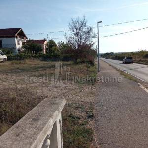 NIN - POLJICA BRIG - GRAĐEVINSKO ZEMLJIŠTE - 1417M2