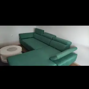 NOVA KUTNA GARNITURA DESNI KUT