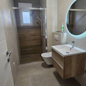 Novalja, novogradnja, 1.kat, 64m2, pogled na more, Ap1