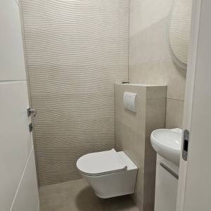 Novalja, novogradnja, 2.kat, 75m2, pogled na more, Ap3