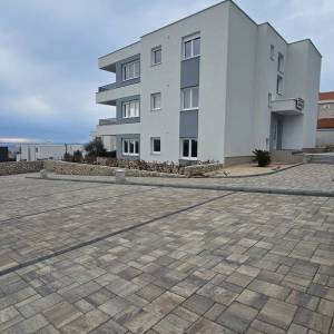 Novalja, novogradnja, prizemlje, 88m2, pogled na more, S1