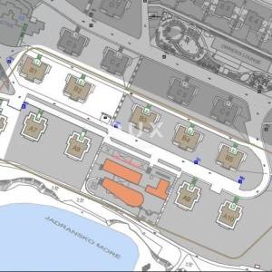 NOVI VINODOLSKI – stan od 72m² u ekskluzivnom resortu, prvi red do mora s privatnom plažom