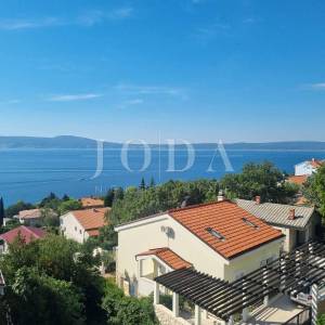 Novi Vinodolski, stan sa prekrasnim pogledom