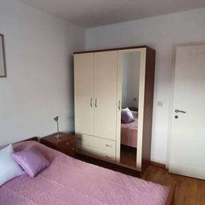 Novi Zagreb-Jaruščica, 2S stan sa spremištem + garažno parkirno mjesto