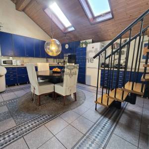 Novi Zagreb-Kajzerica, 4-sob. stan 100m2 + galerija (moguća dva stana)