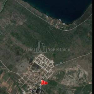 NOVIGRAD - PALJUV- ATRAKTIVNO GRAĐEVINSKO ZEMLJIŠTE 1938m2