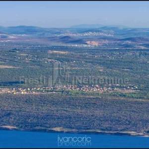 NOVIGRAD - PALJUV- ATRAKTIVNO GRAĐEVINSKO ZEMLJIŠTE 1938m2