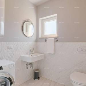 Novo! Prelijepa vila u blizini Pule. Štinjan.