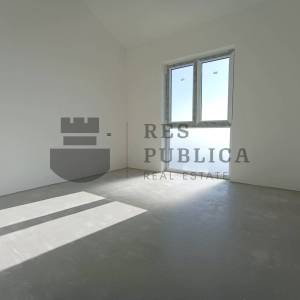 NOVOGRADNJA - MLINI - PROSTRANI PENTHOUSE