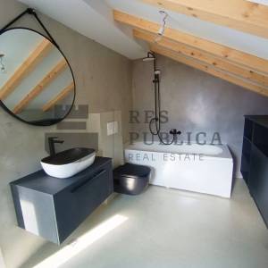 NOVOGRADNJA - MLINI - PROSTRANI PENTHOUSE