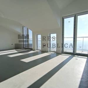 NOVOGRADNJA - MLINI - PROSTRANI PENTHOUSE