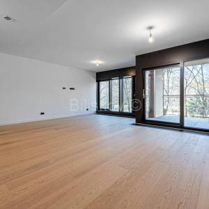 Novogradnja, Ribnjak, četverosoban stan, loggia