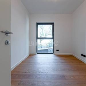 Novogradnja, Ribnjak, peterosoban stan, loggia, GPM