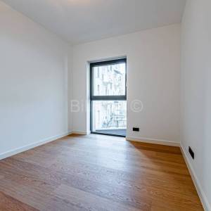 Novogradnja, Ribnjak, peterosoban stan, loggia, GPM