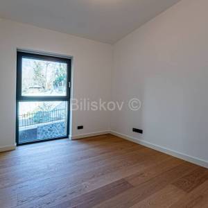 Novogradnja, Ribnjak, peterosoban stan, loggia, GPM